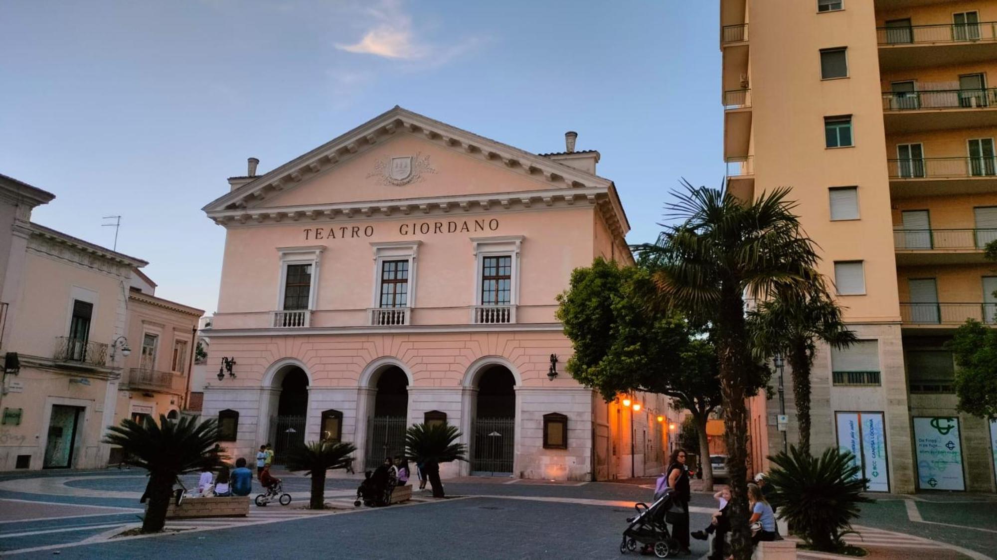 Outside Boutique Hotel Foggia Exteriör bild